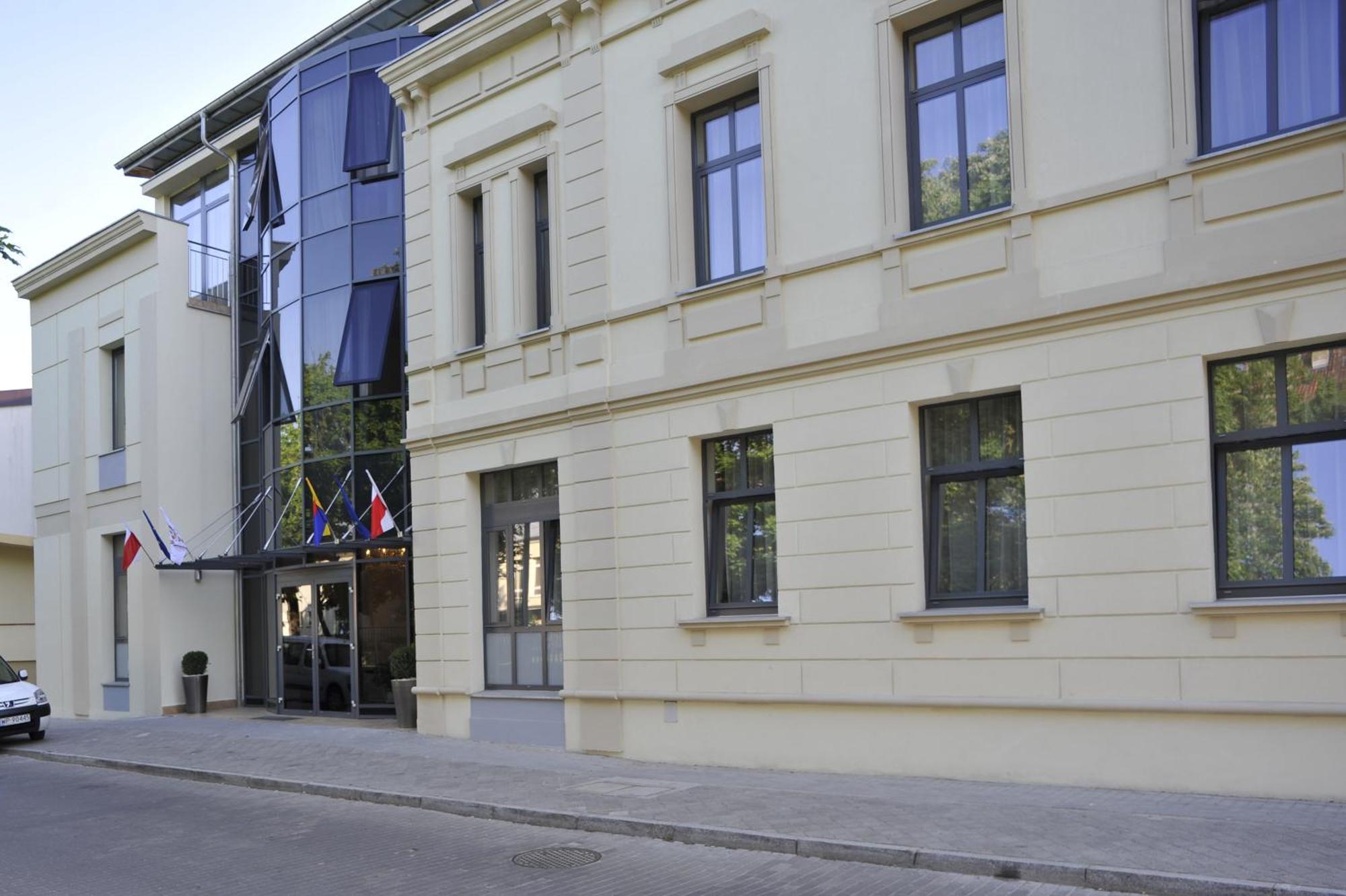 Hotel Starzynski Płock Extérieur photo